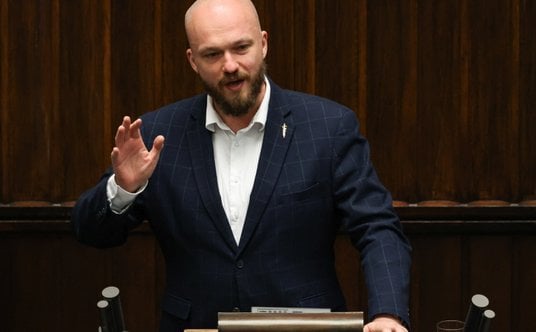 Sejm zagłosuje nad wotum nieufność dla Pauliny Hennig-Kloski i Jolanty Sobierańskiej-Grendy