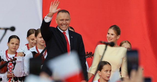 „Zabijaj” piąte przykazanie w nowym brzmieniu, w „katolickim” przekazie prezydenta Polski