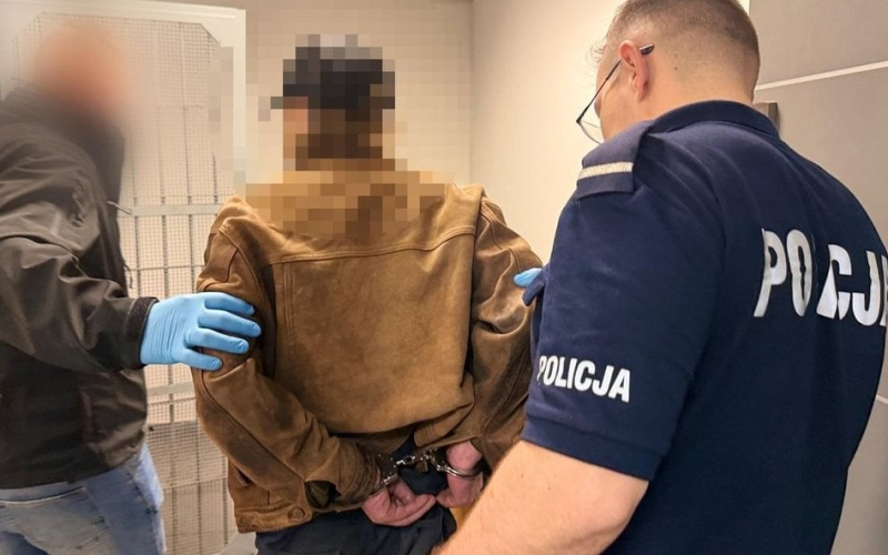 Cudzoziemiec w drugim obiegu i bez kontroli. W Polsce przybywa nielegalnych gości