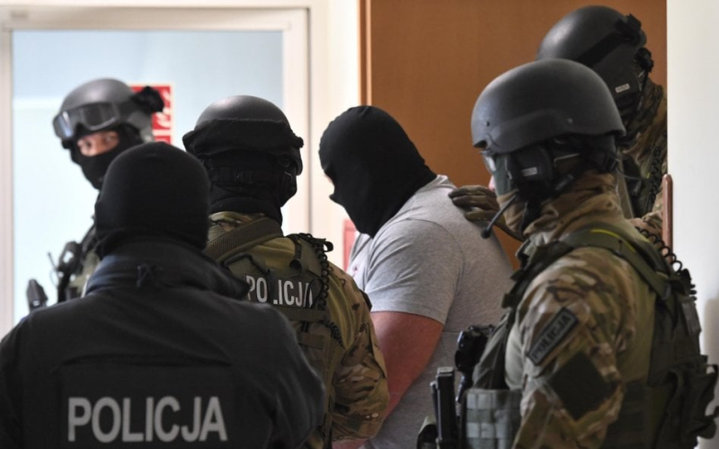 Rektor, biznesmen, szef kryptogiełdy sypią za bezkarność. „60-tka” coraz popularniejsza