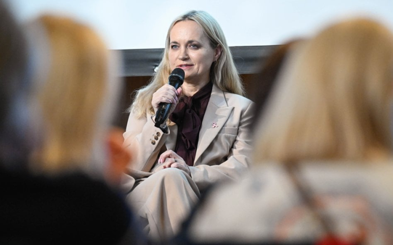 Dyrektorzy szpitali przyjechali, minister nie przyszła. Emocje kipią na mównicy. „Strzelają sobie w kolano”